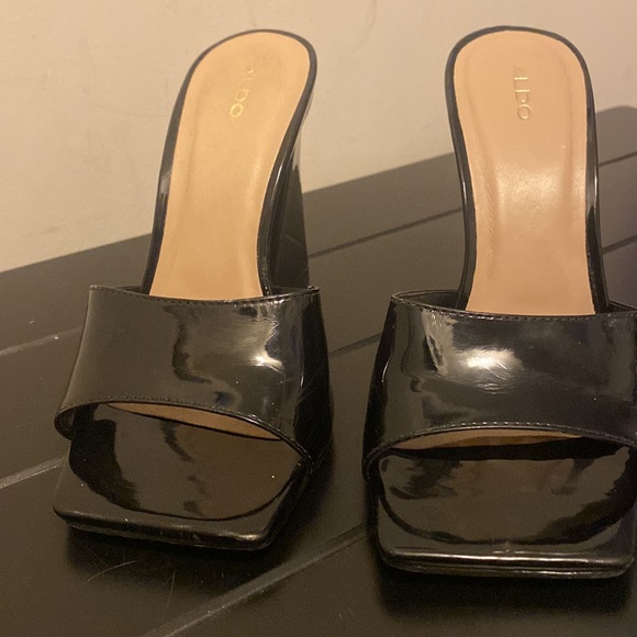ALDO black heels - Picture 4 of 6